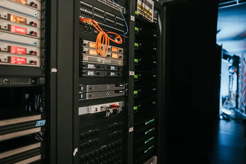 Baie informatique et raccordements réseau